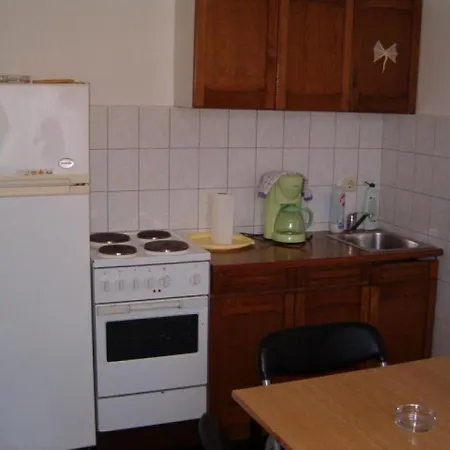 Buntic - One Bedroom With Terrace Appartement *